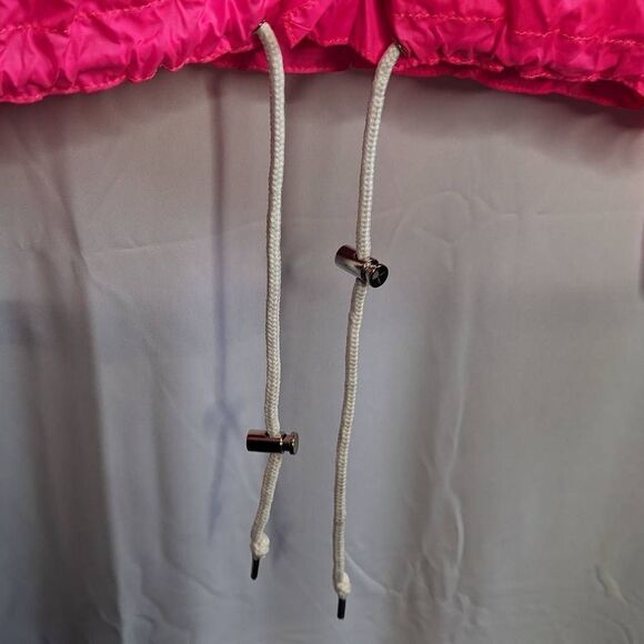 The Mighty Company Windbreaker Hythe Neon Pink Barbiecore Small - Picture 8 of 9